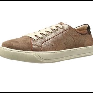 Johnson and Murphy Women’s Emerson Fashion Sneaker